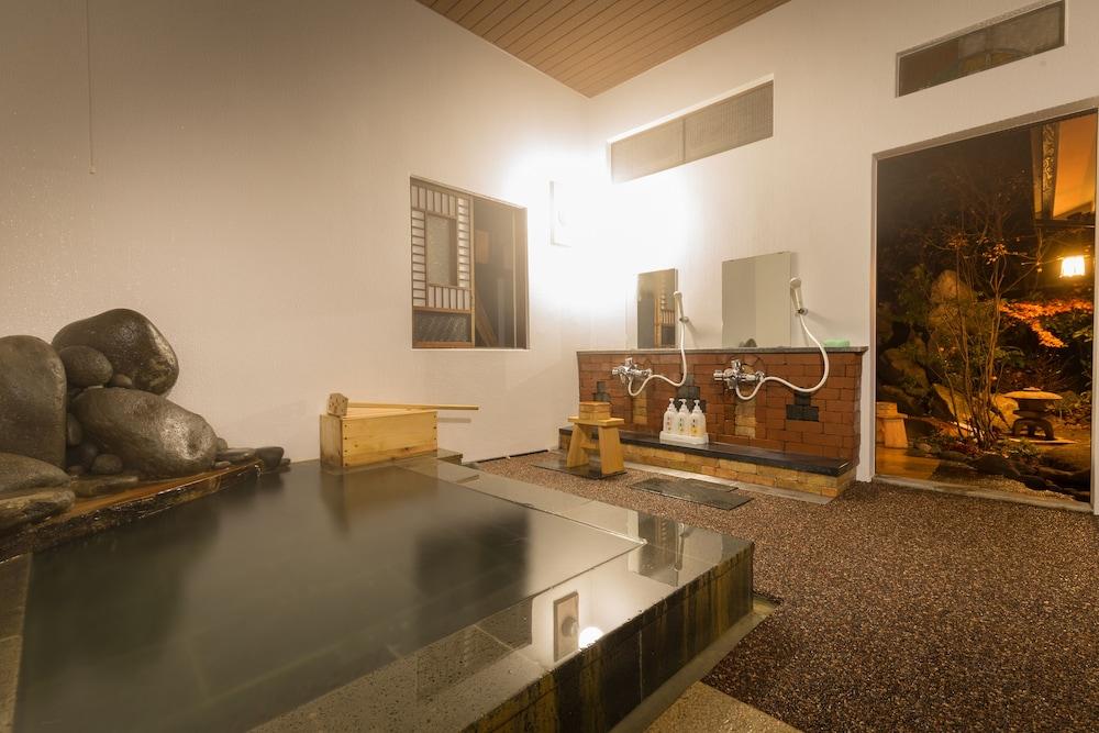 swimming pool spa