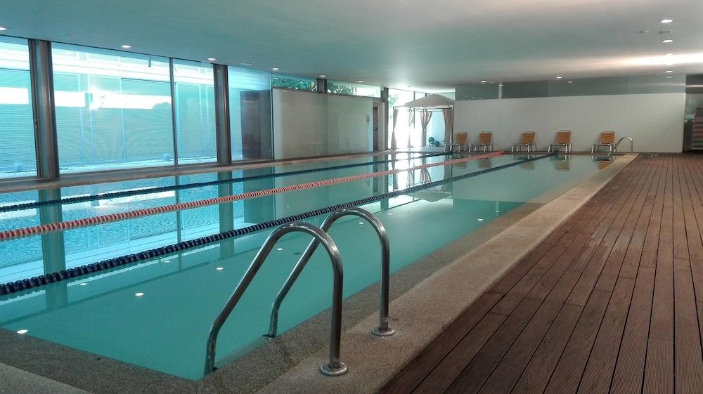 swimming pool spa