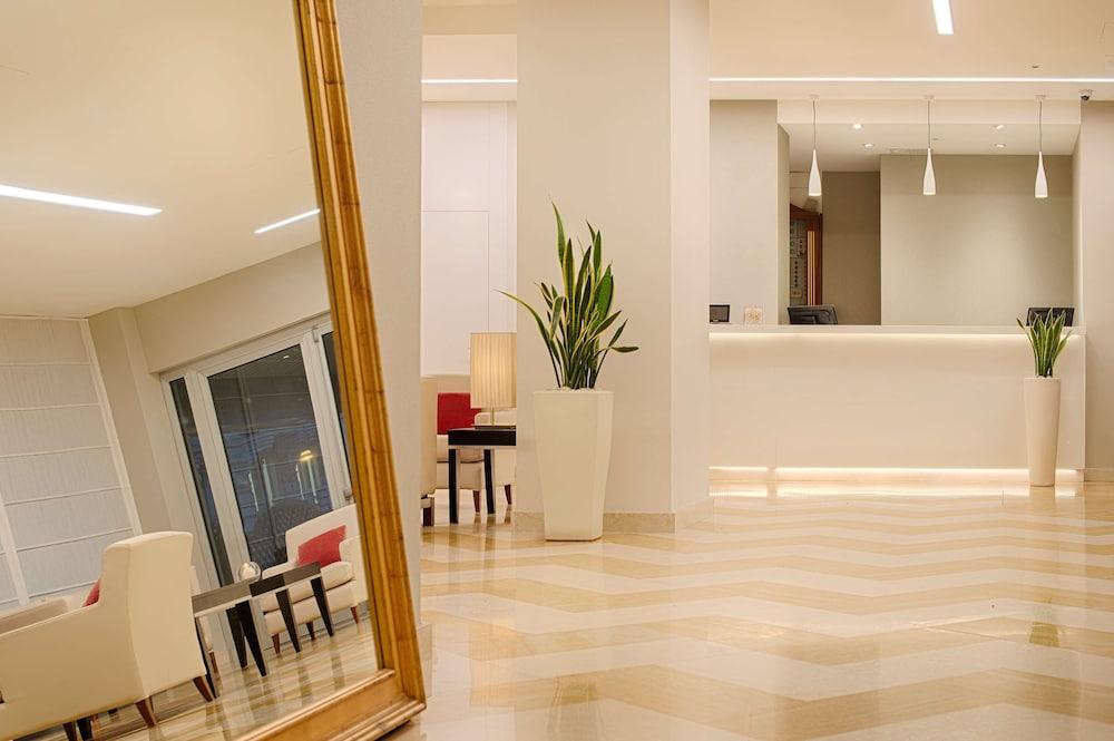 lobby
