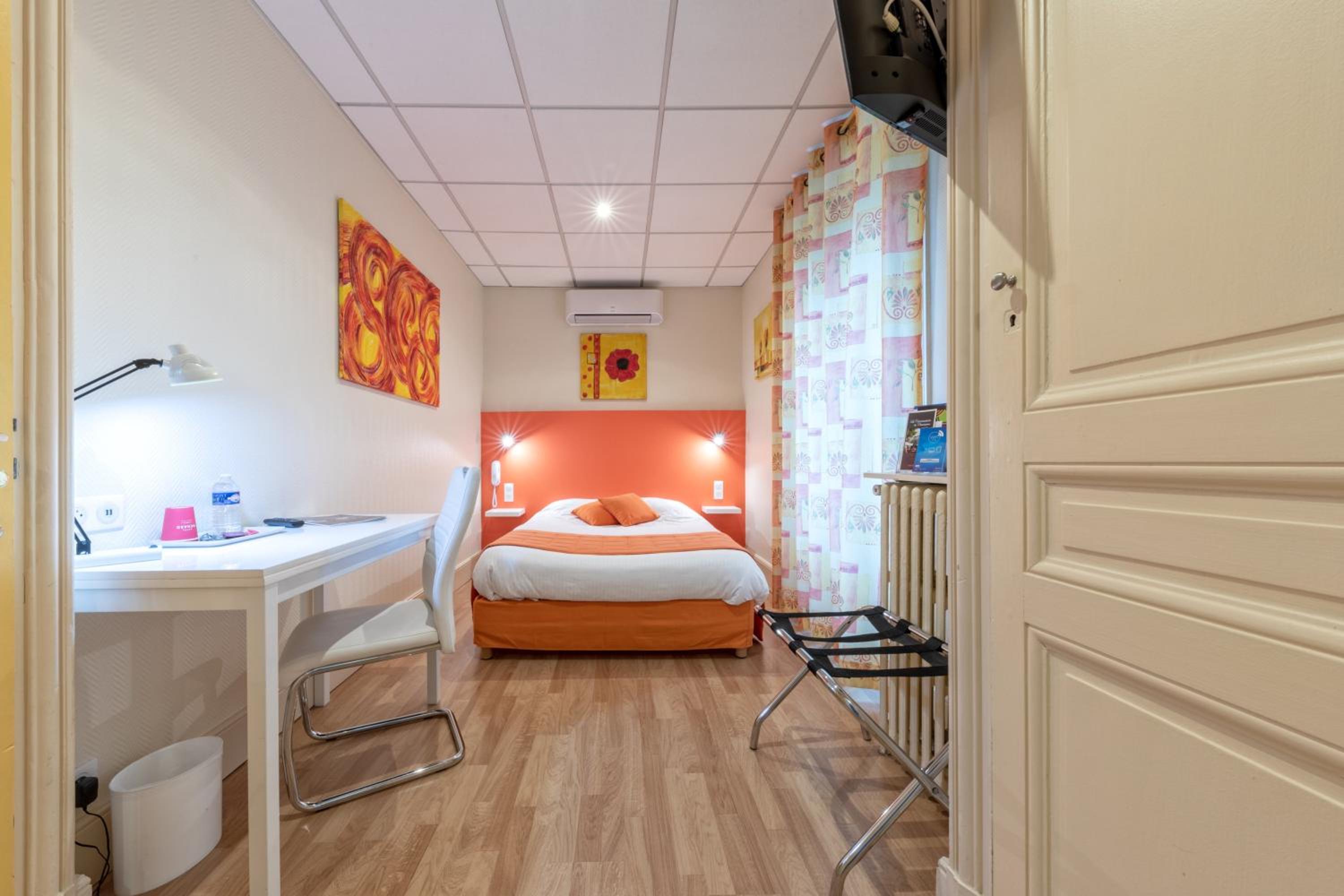 rooms