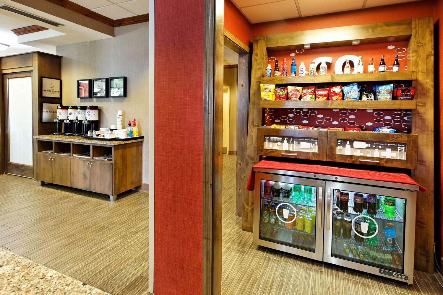 restaurant cafeteria