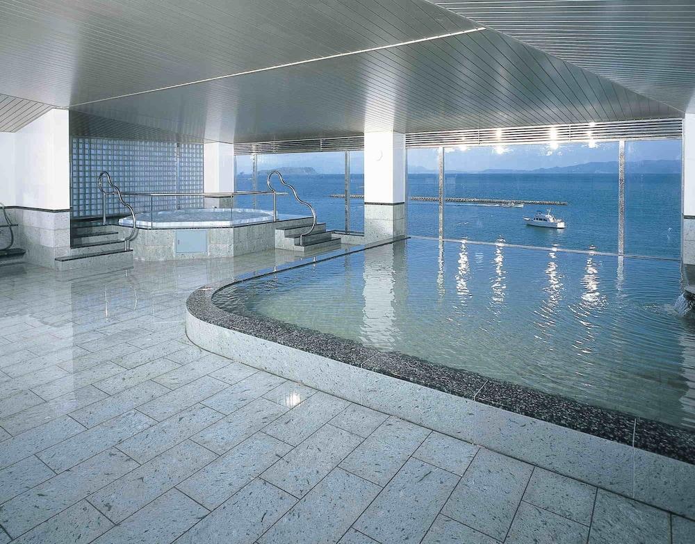 swimming pool spa