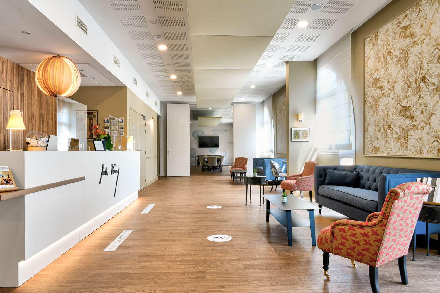 lobby