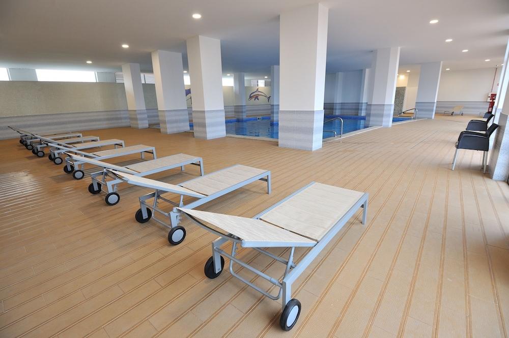 swimming pool spa