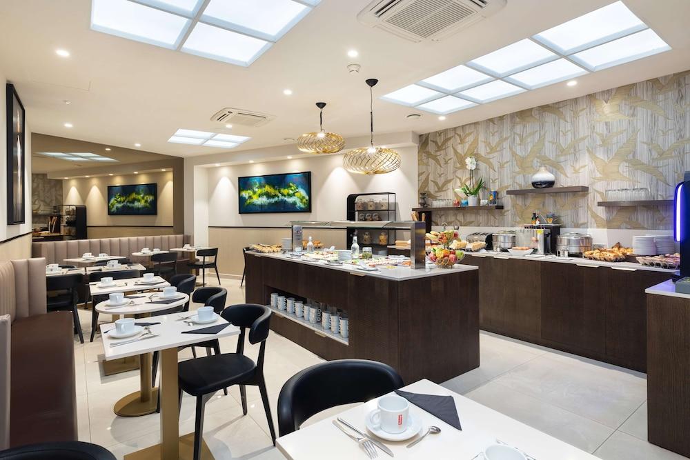 restaurant cafeteria