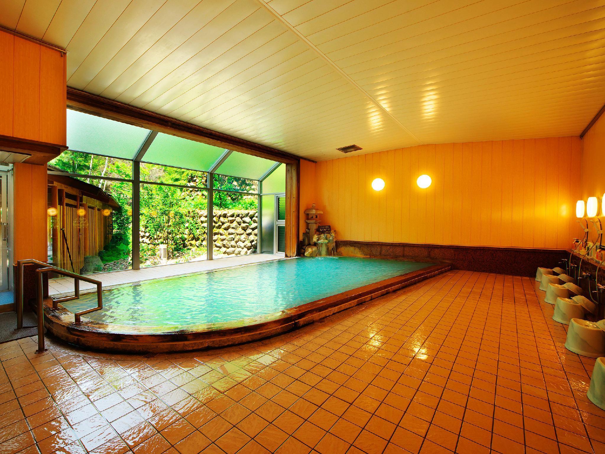 swimming pool spa