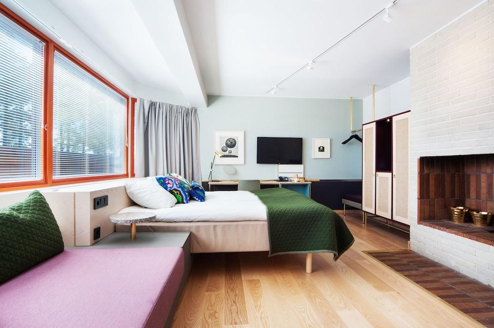 rooms