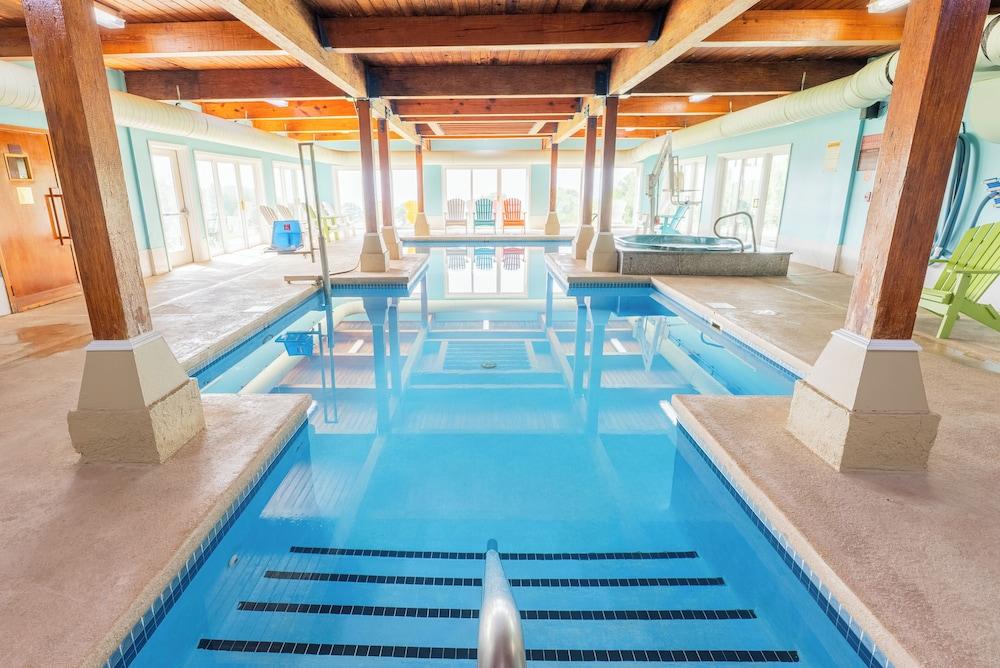 swimming pool spa