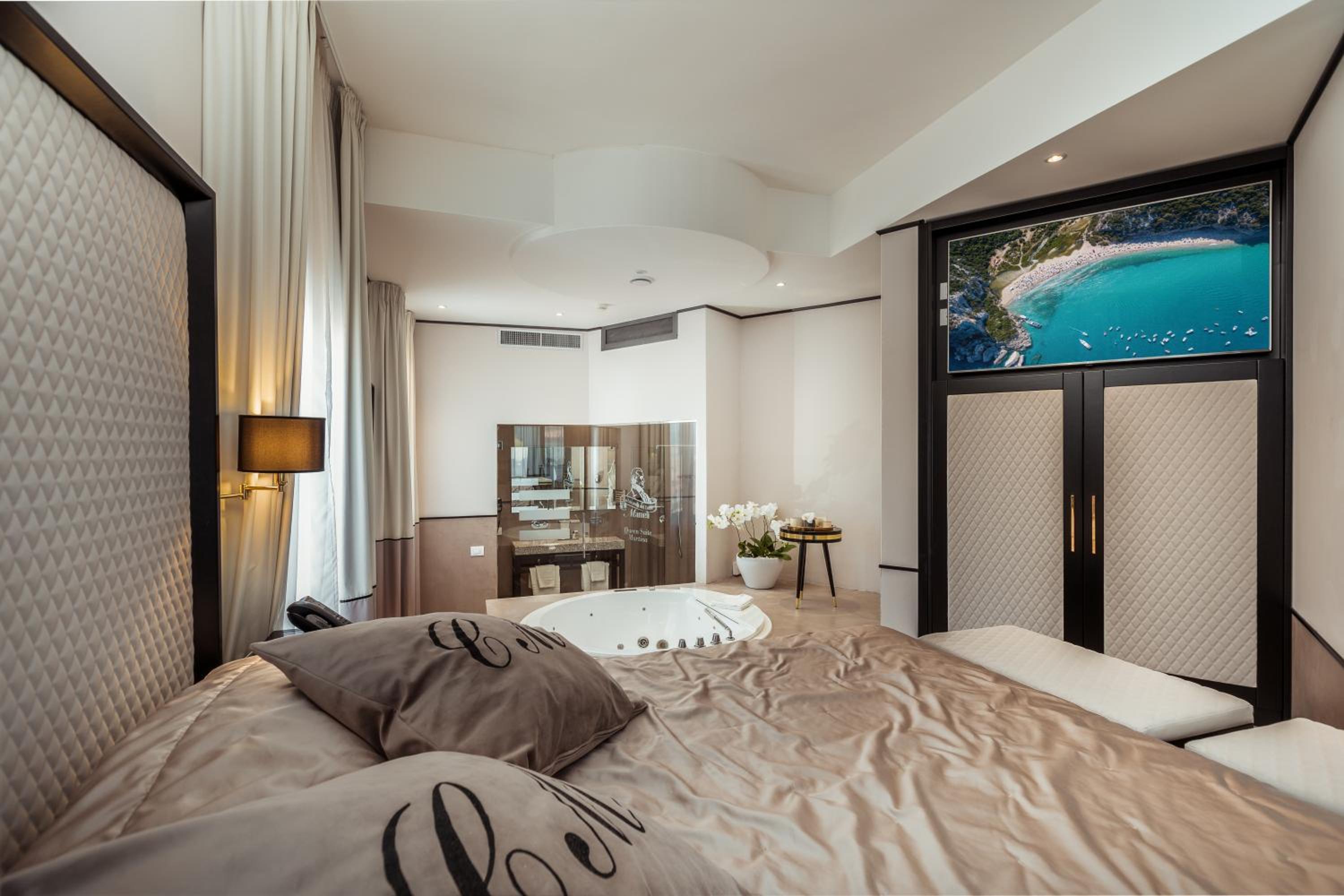 rooms