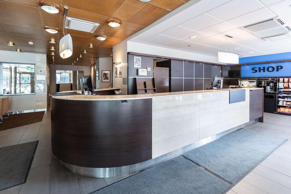 lobby
