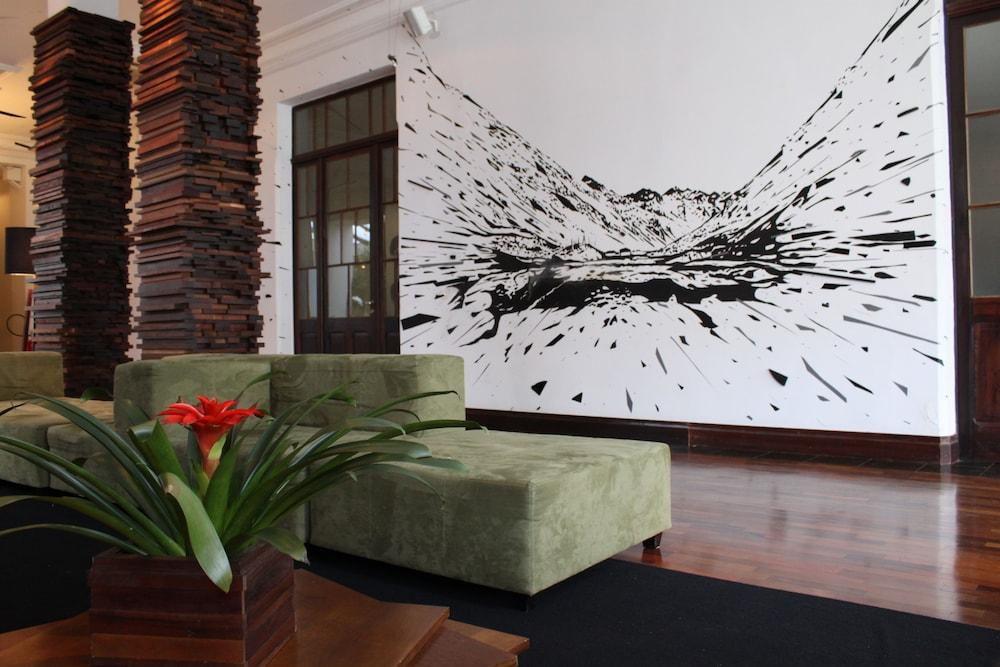 lobby