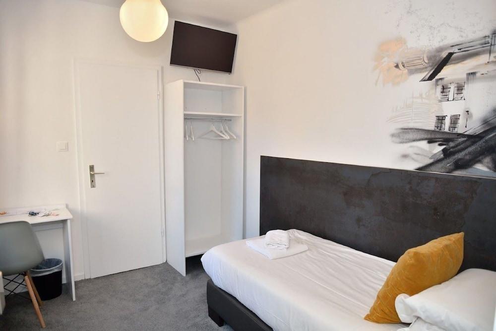 rooms