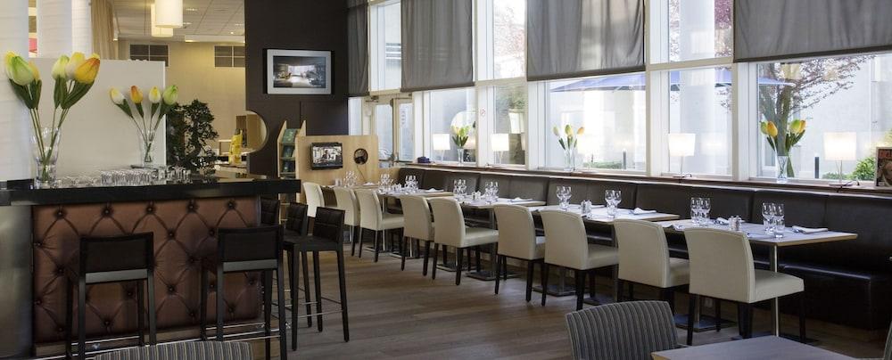 restaurant-cafeteria