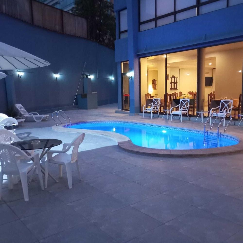 swimming pool spa
