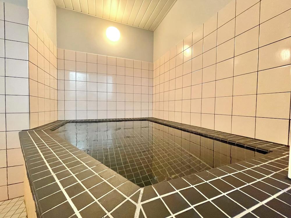 swimming pool spa
