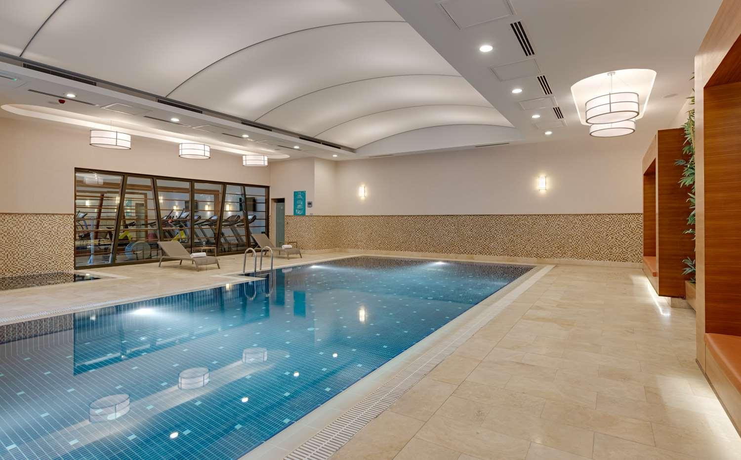 swimming pool spa