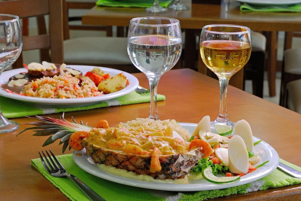 restaurant-cafeteria