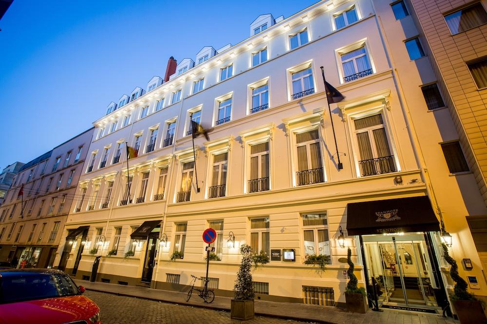 hotel