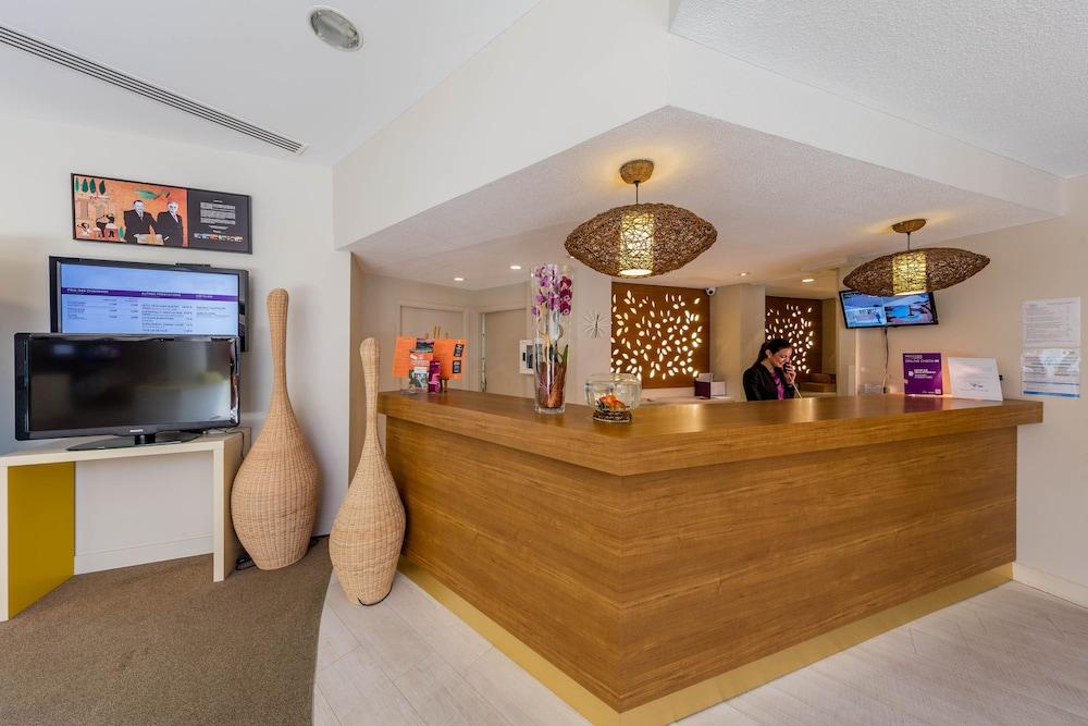 lobby