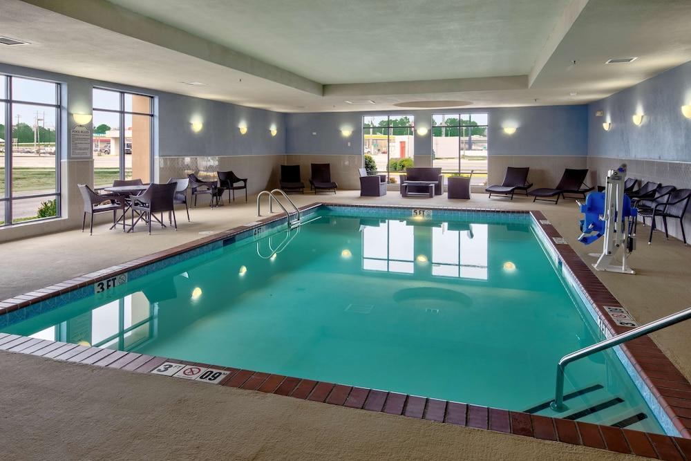 swimming pool spa