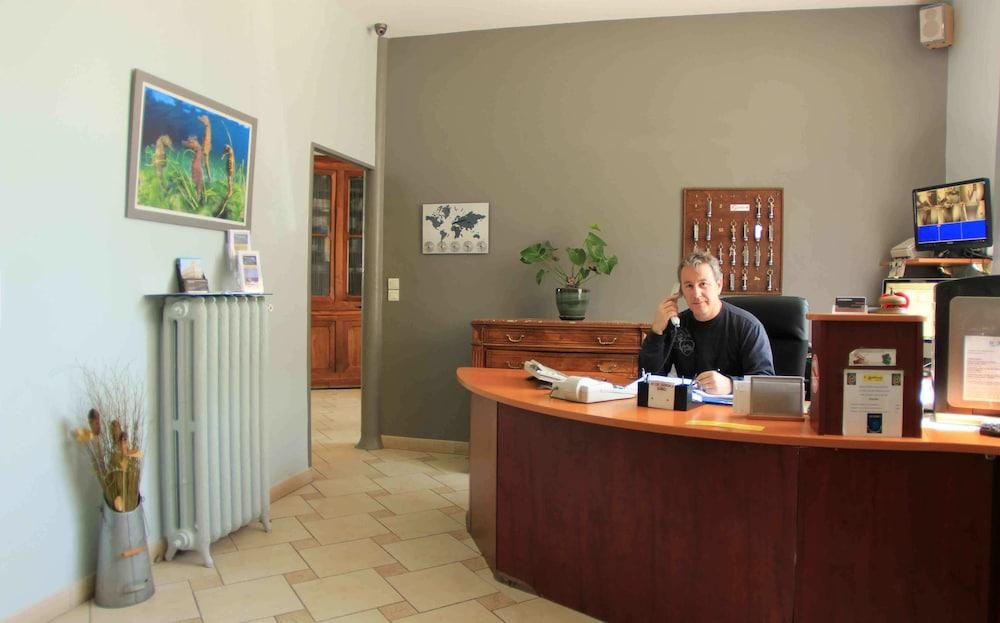 lobby