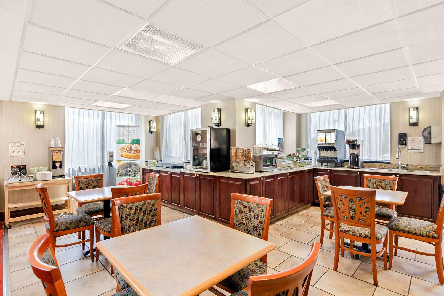 restaurant cafeteria