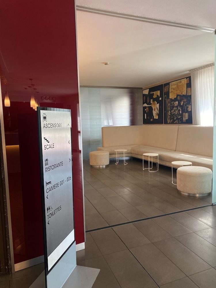 lobby