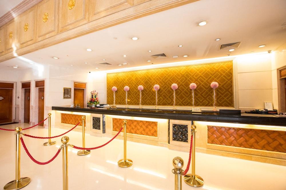 lobby