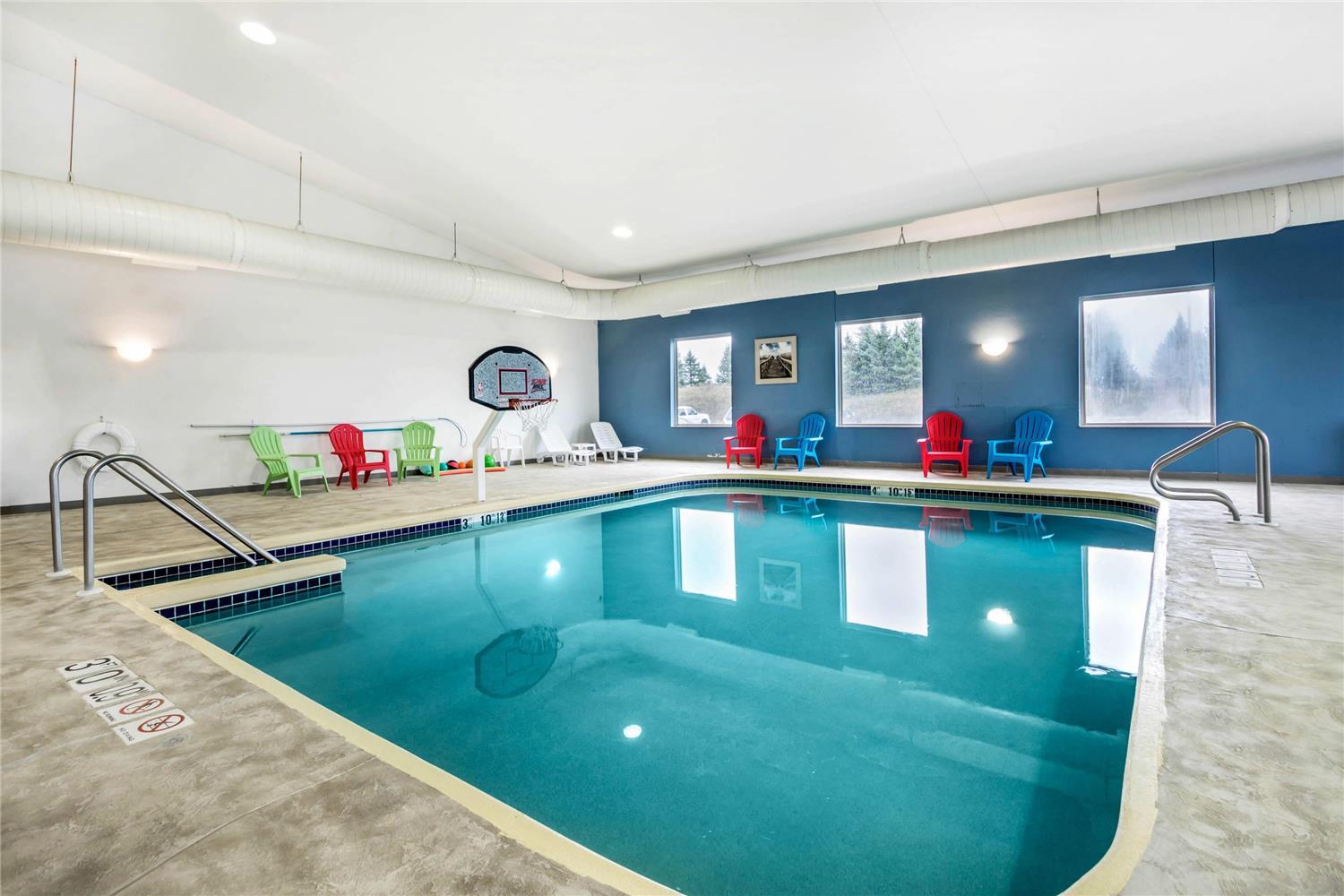swimming pool spa