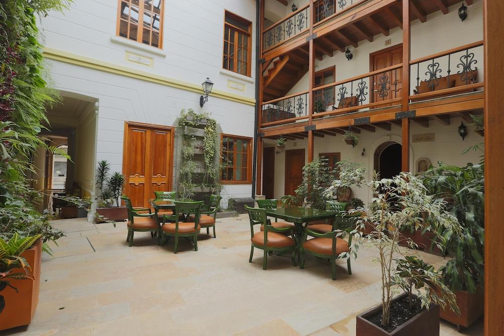 hotel
