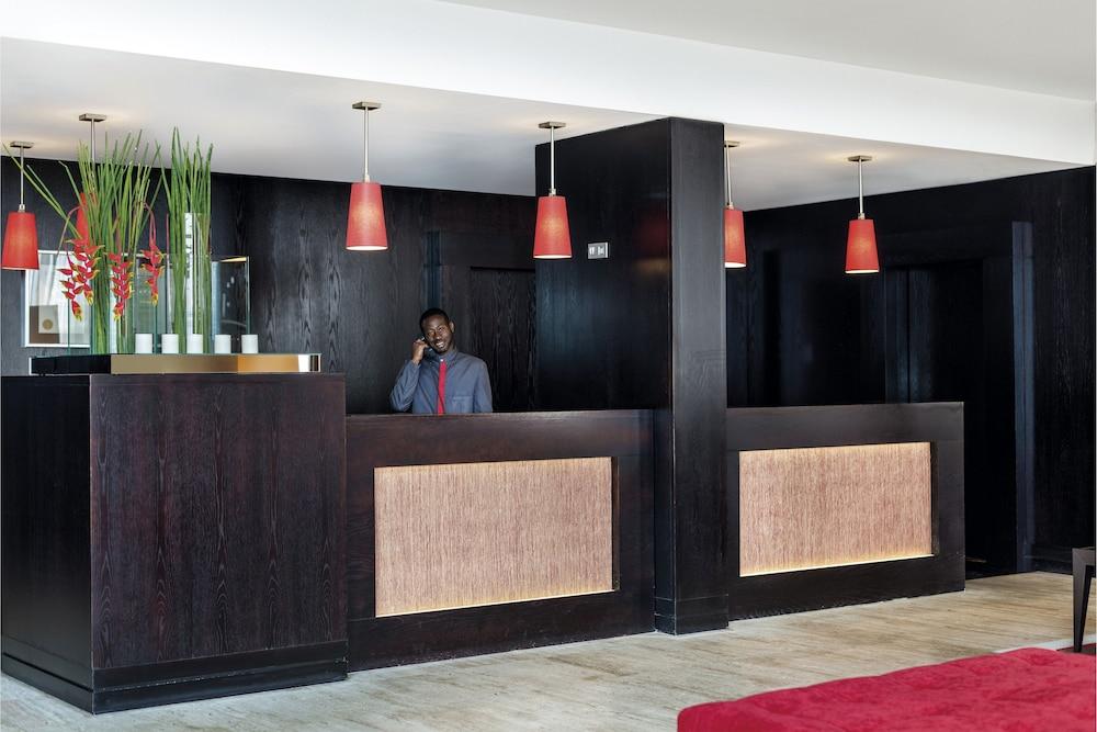 lobby