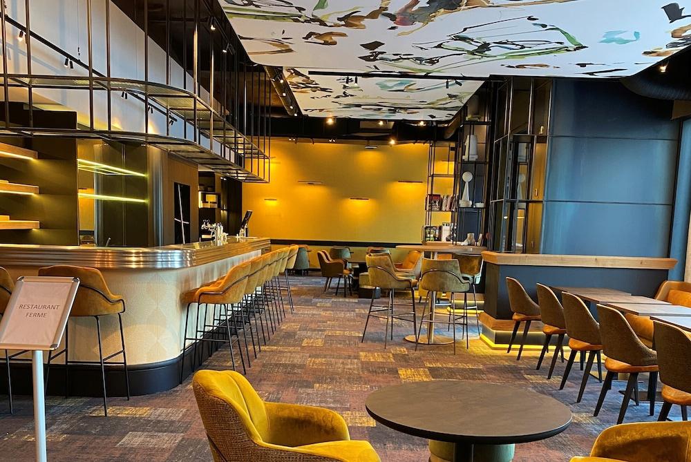 restaurant-cafeteria