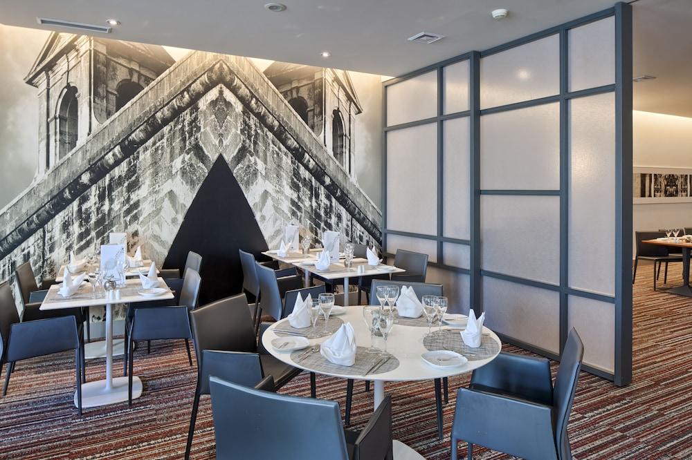 restaurant-cafeteria