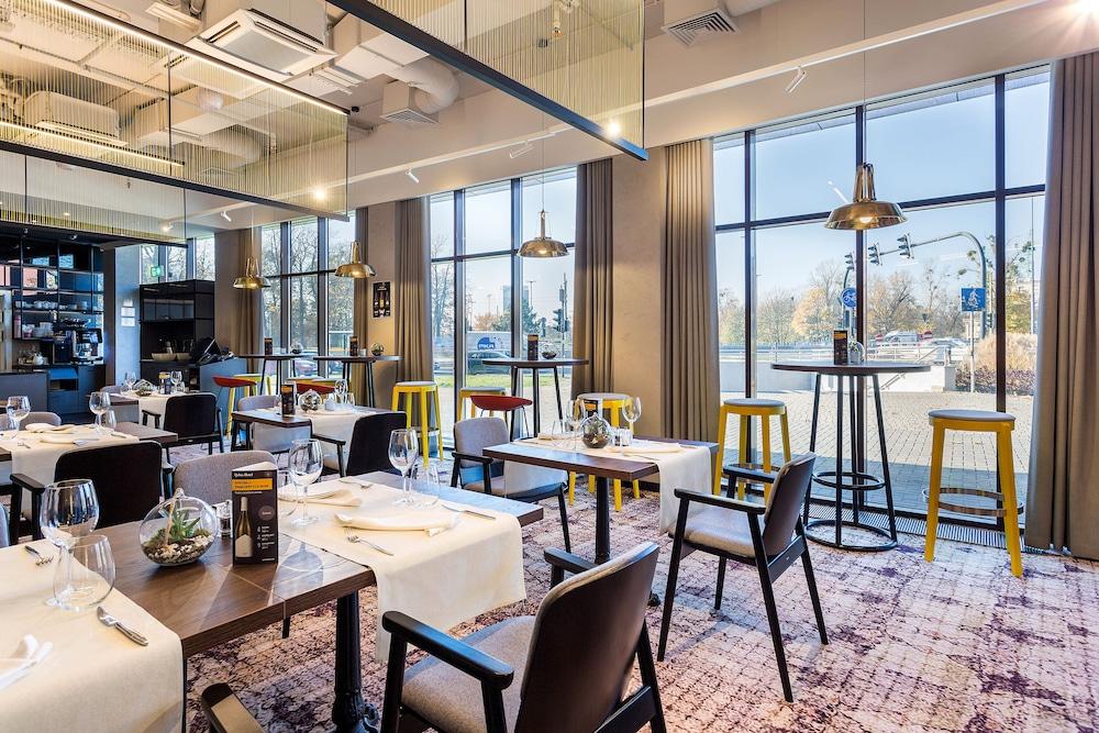 restaurant-cafeteria
