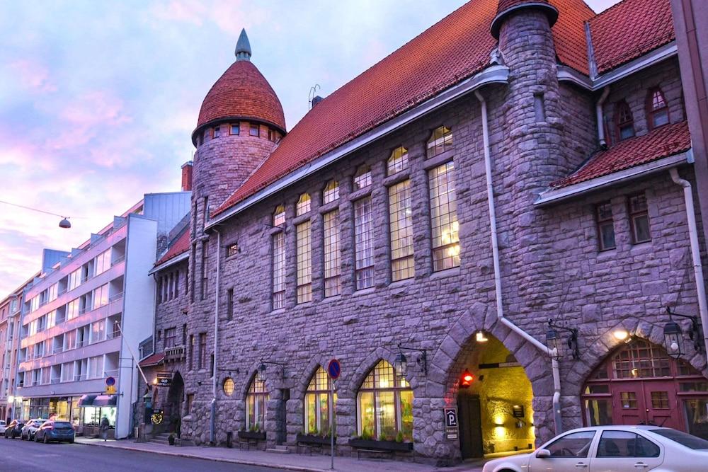 hotel