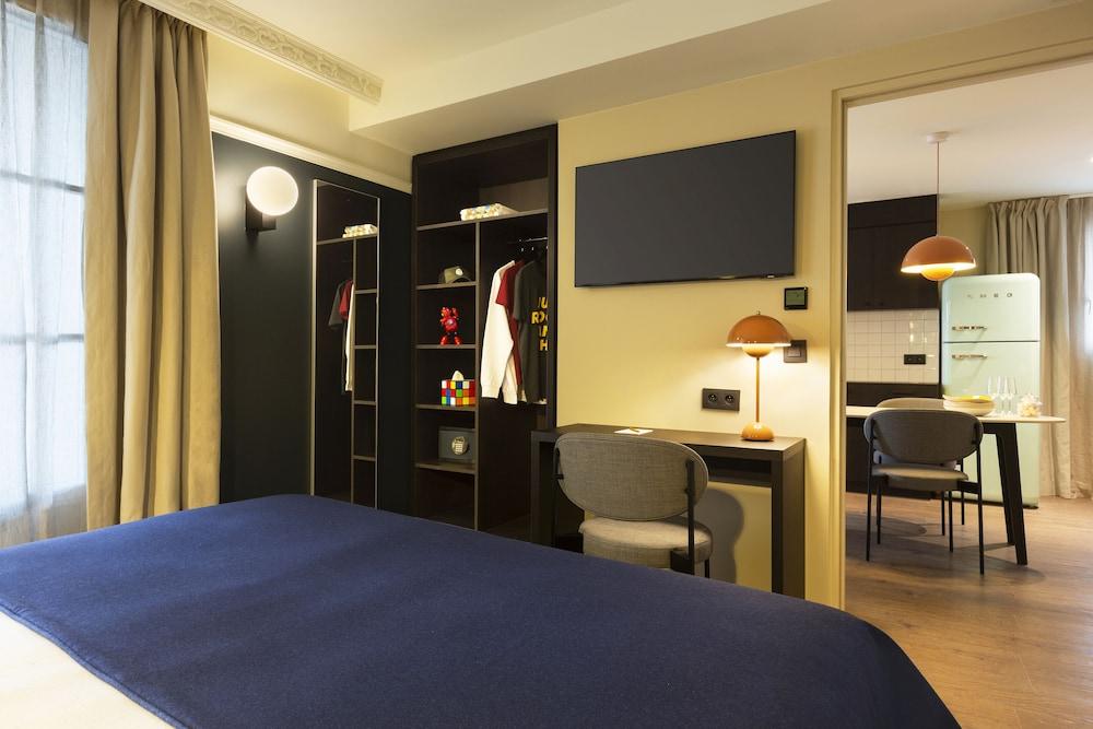rooms