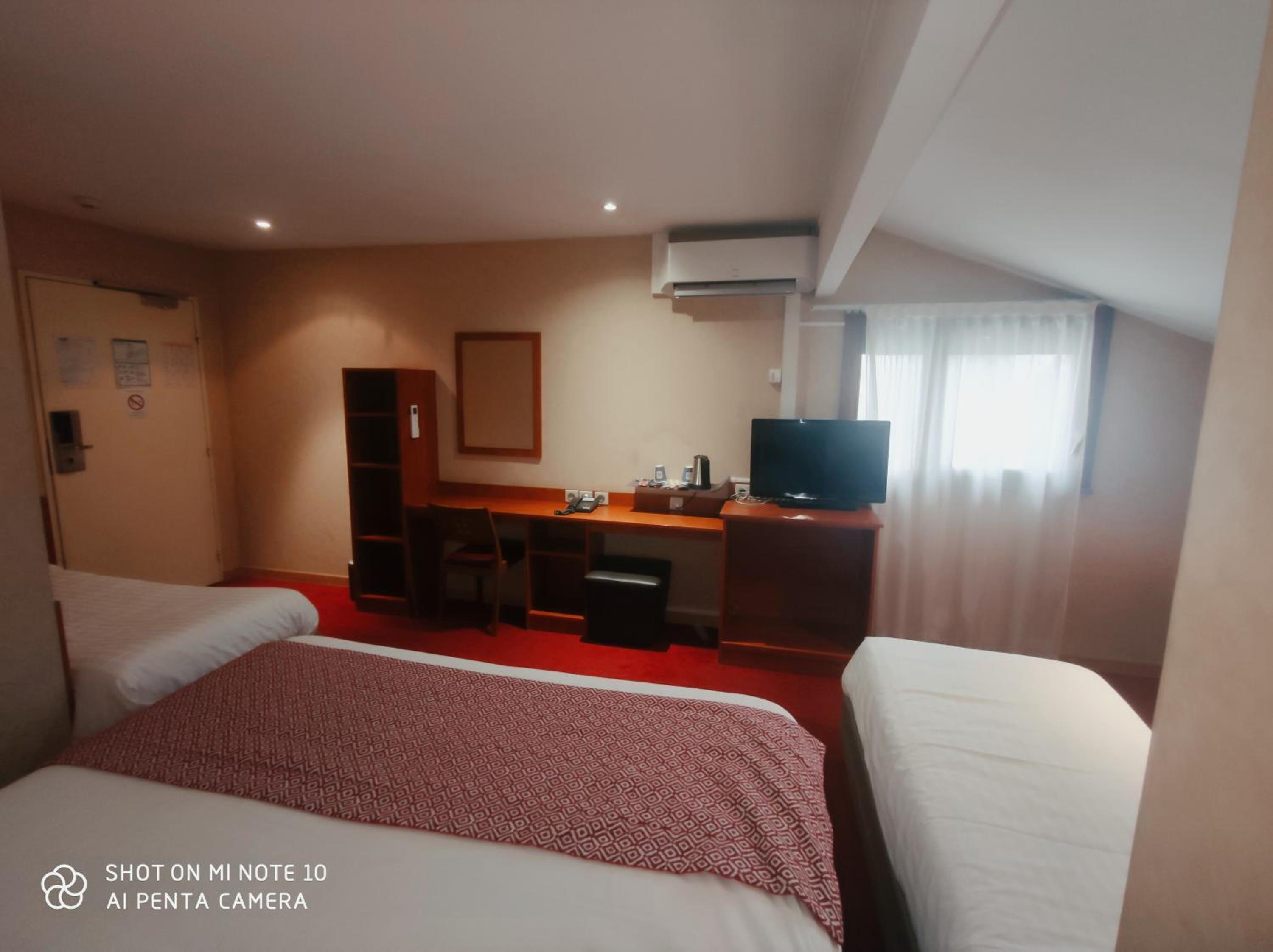 rooms