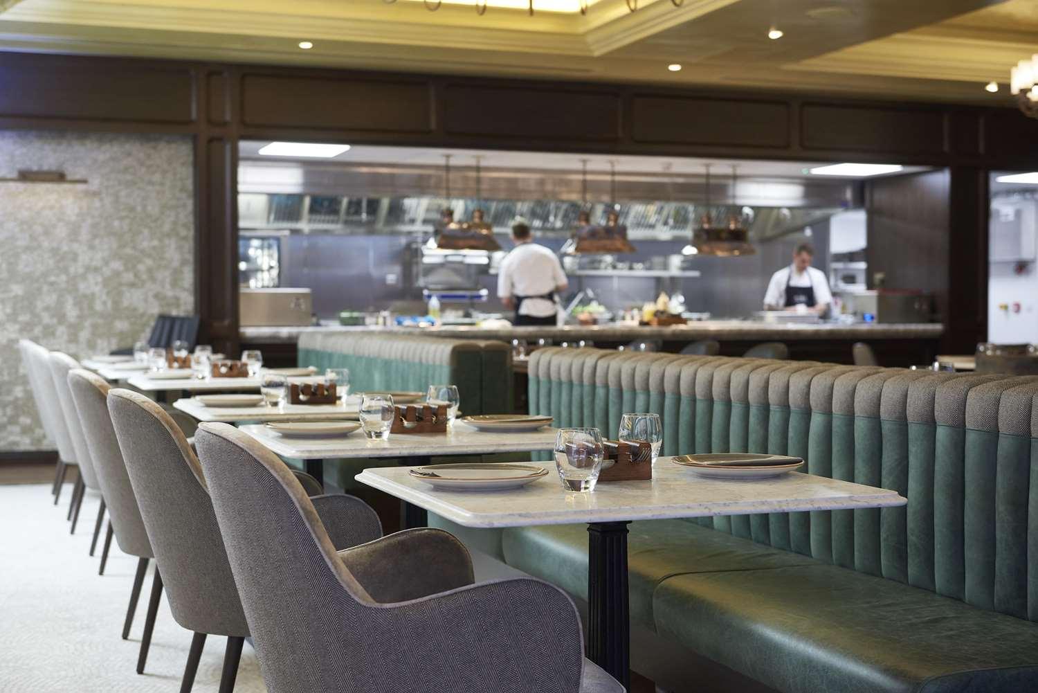 restaurant cafeteria