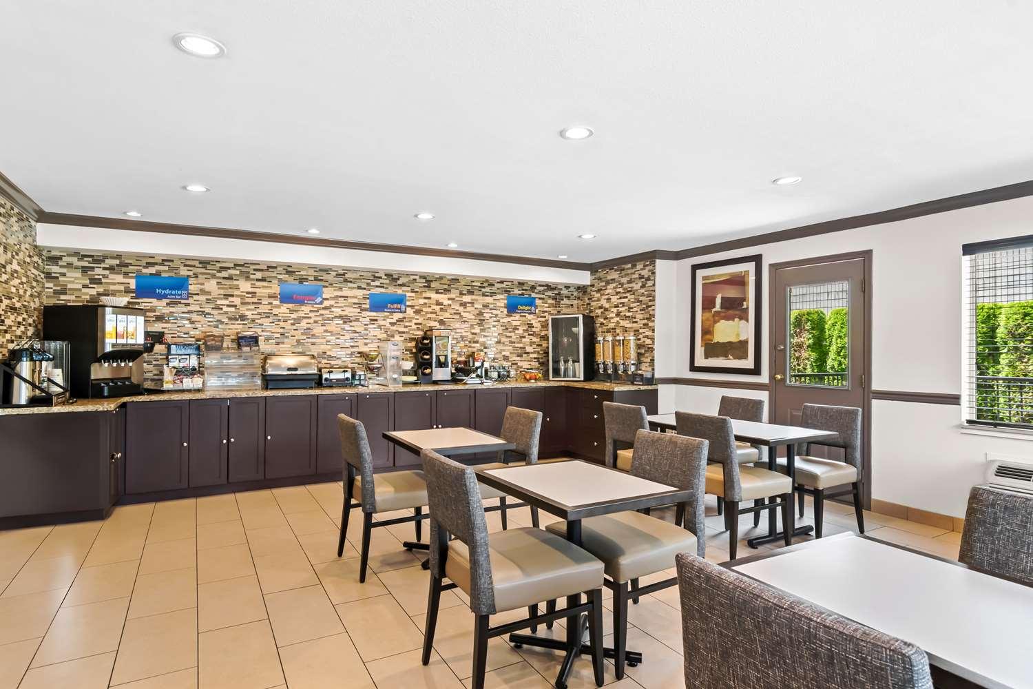 restaurant cafeteria