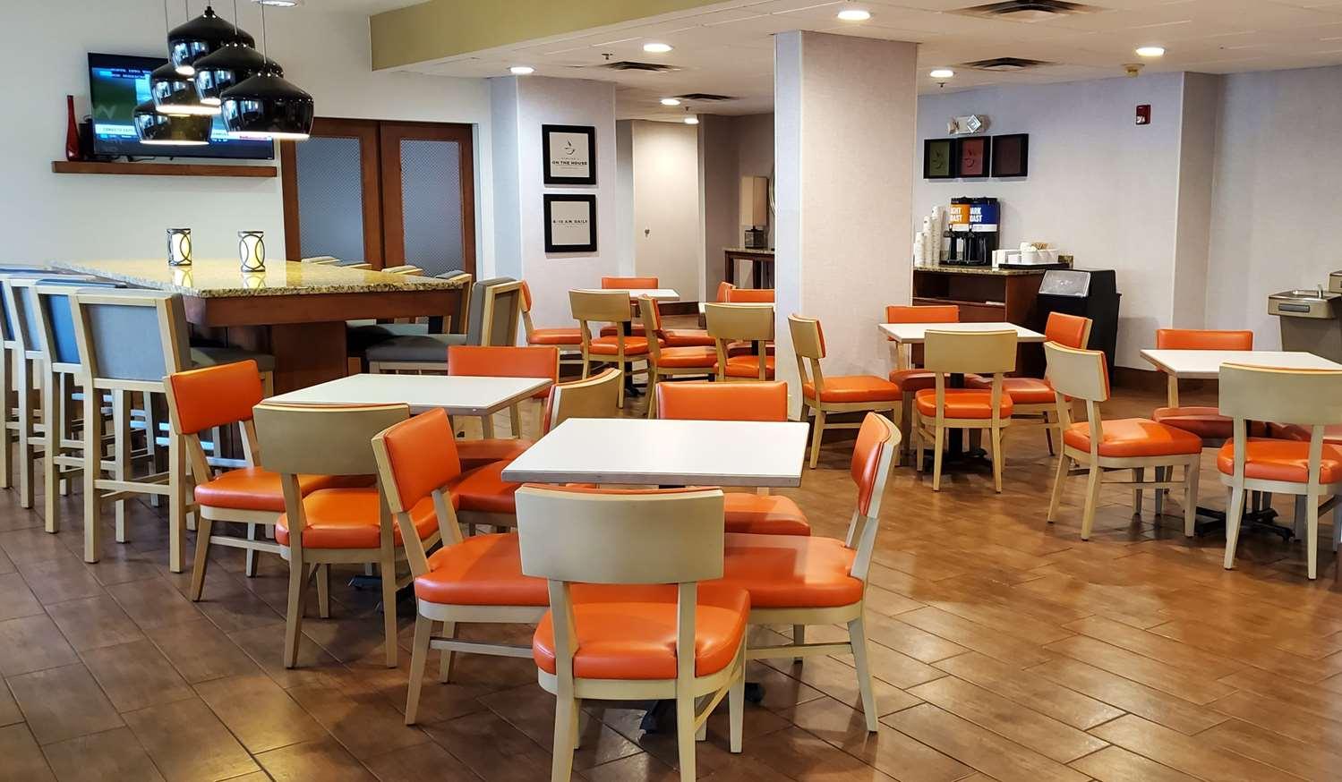 restaurant cafeteria