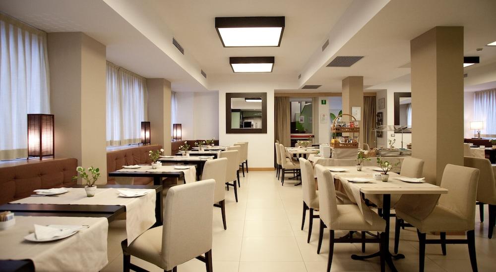 restaurant-cafeteria