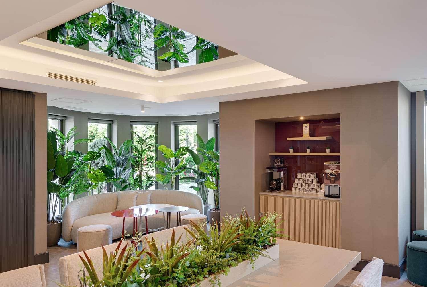 lobby