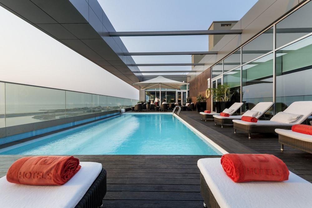 swimming pool spa