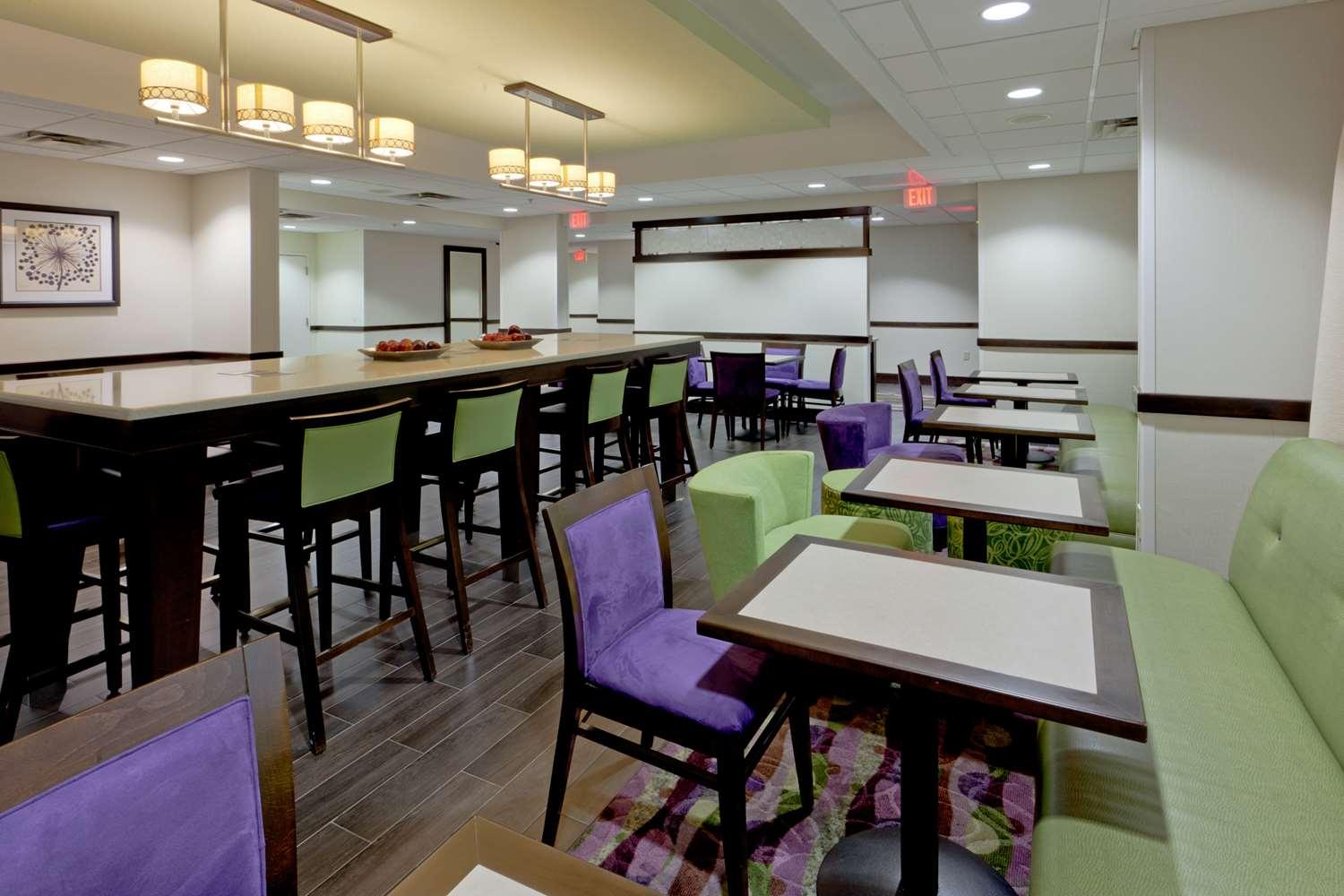 restaurant cafeteria