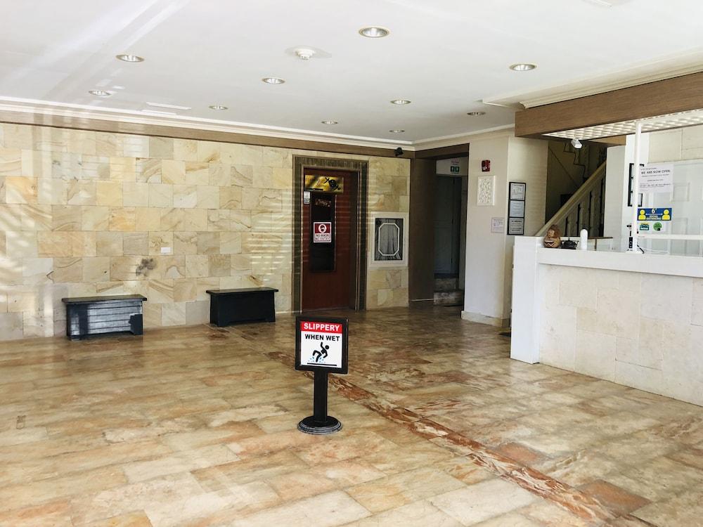lobby