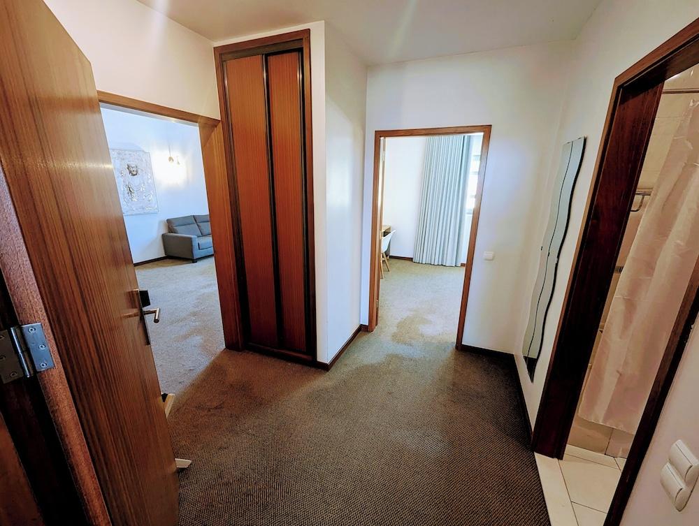 swimming pool spa