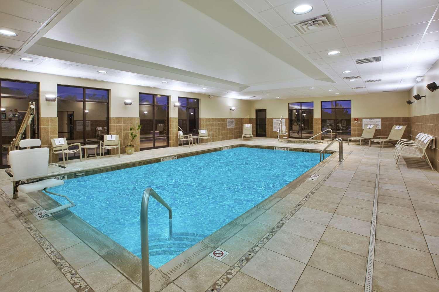 swimming pool spa