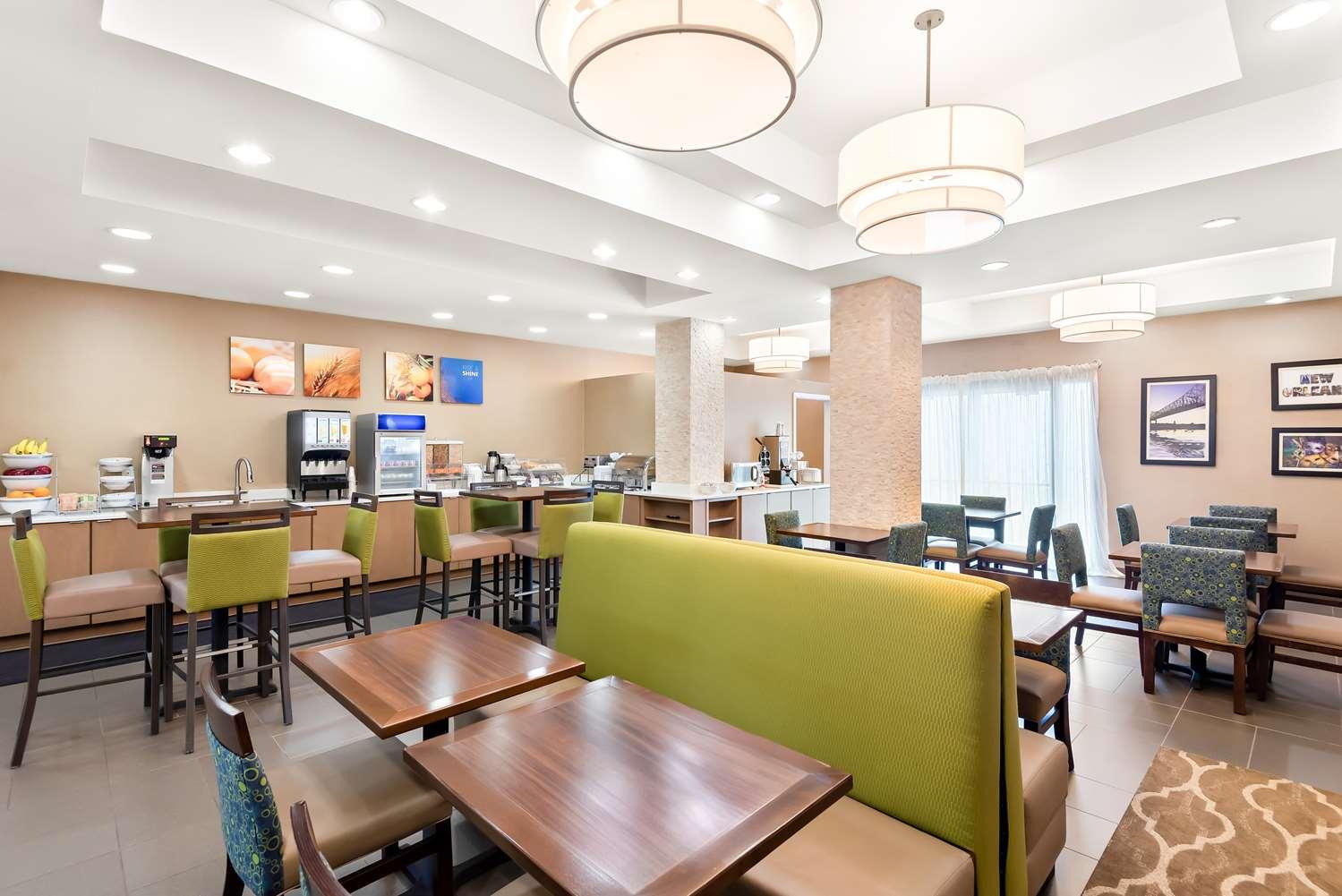 restaurant cafeteria