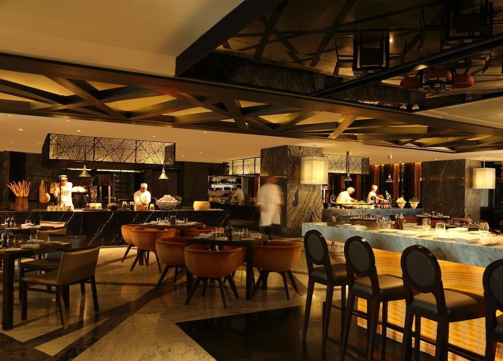 restaurant-cafeteria