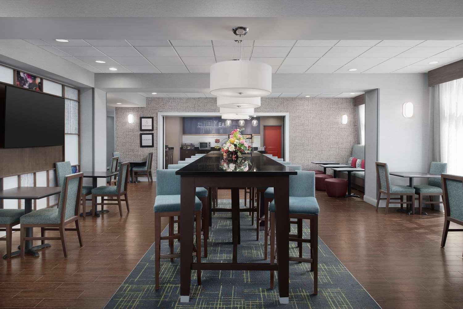 restaurant cafeteria